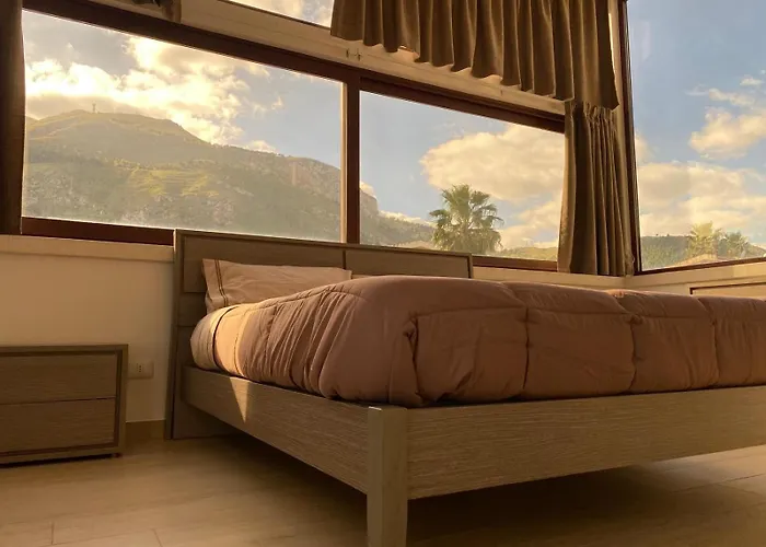 Private Villa, Sun & Pool 别墅 Mandra Capreria