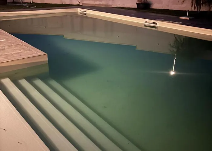 别墅 Private Villa, Sun & Pool Mandra Capreria