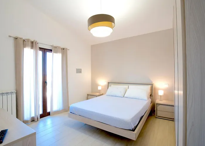 Private Villa, Sun & Pool 别墅 Mandra Capreria