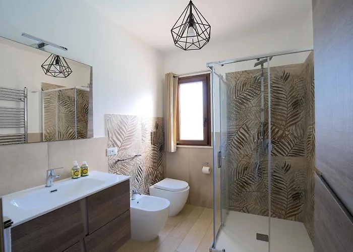 Private Villa, Sun & Pool Mandra Capreria